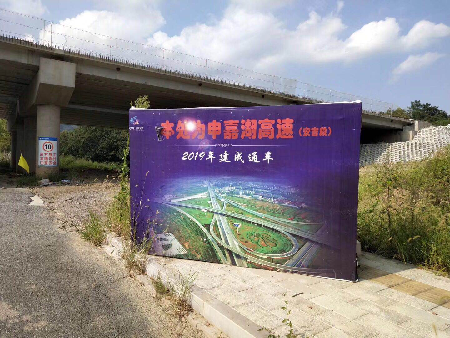 102141686.jpg 102141686.jpg