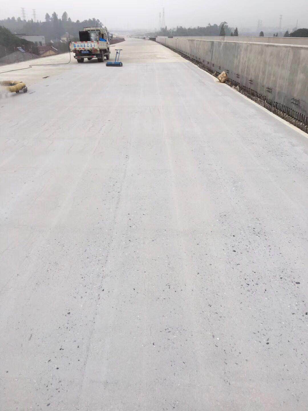 102142121.jpg 102142121.jpg