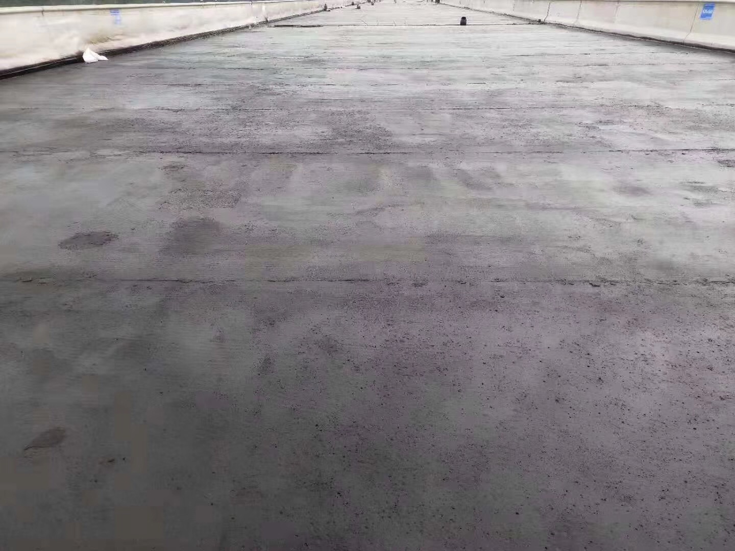 104517107.jpg 104517107.jpg